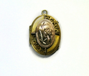 Подвеска-медальон «Павлин»