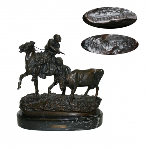 ВАСИЛИЙ ГРАЧЕВ Скульптура «Мужчина на лошади с коровой». 